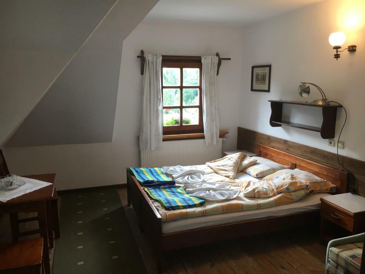 Gosciniec Pod Smrekami Bed & Breakfast Czorsztyn Eksteriør bilde